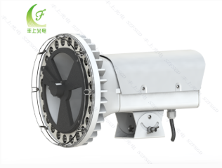 多合一補(bǔ)光燈配合攝像機(jī)抓拍開(kāi)車(chē)違規(guī)行為，無(wú)光污染超清晰